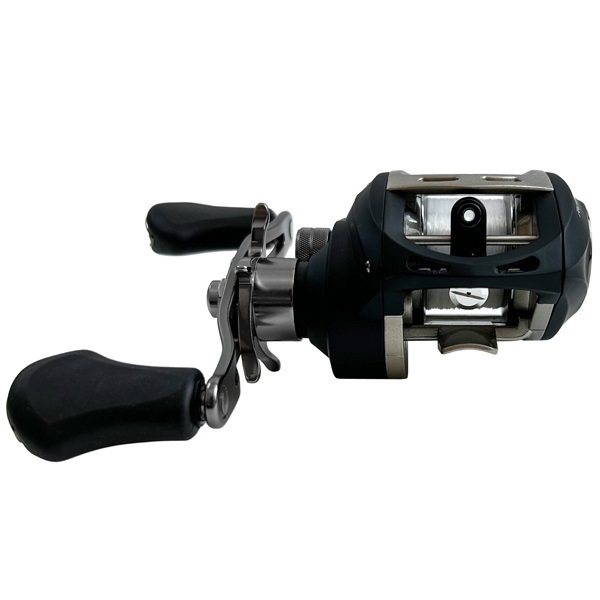 ROGUE【マグネットブレーキ式ベイトリール/糸付き】